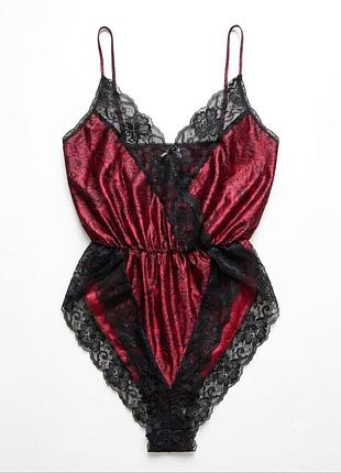 Шелковистое атласное боди ann summers с кружевом и розами, р. l (12/14) – новое с наклейкой