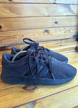 Чорні кросівки adidas