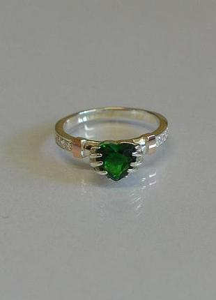 Кольца сердце в руках 6
