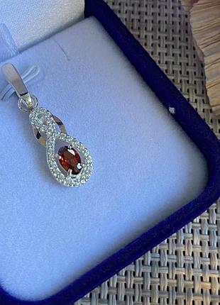 Серебряная подвеска с пластинами золотая