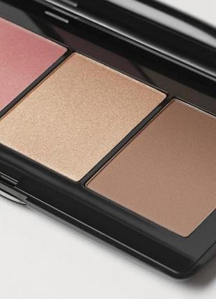 Палітра для обличчя h&m beauty 3-в-1: рум'яна, хайлайтер і бронзер