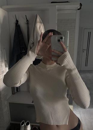 Гольф молочного кольору s