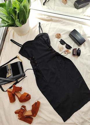 Шикарная мини-платье с корректирующей талией от missguided.