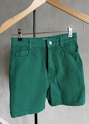 Зелені джинсові шорти zara. xs (32). нові