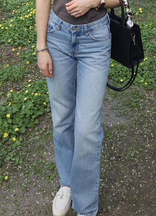 Джинси жіночі pull&bear голубі xs-s