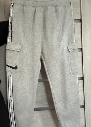Спортивні штани nike
