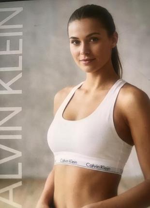 Топ  calvin klein