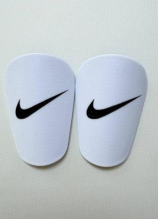 Футбольні міні-щитки nike (5.5х8 см)
