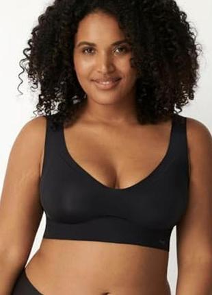 Бесшовный бюстгальтер-топ sloggi zero feel bralette ex