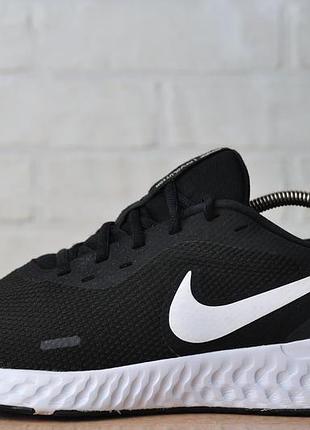 Кроссовки nike revolution 5