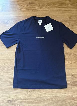 Футболка calvin klein logo tee navy xs | нова, оригінал