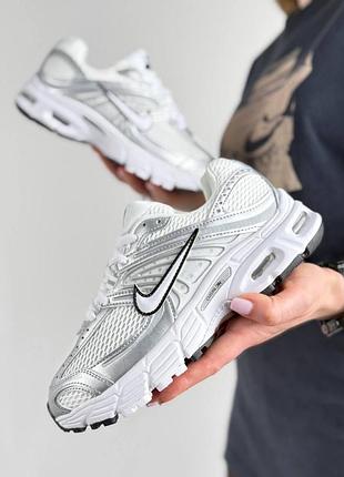 Женские кроссовки nike air max moto 2k white silver