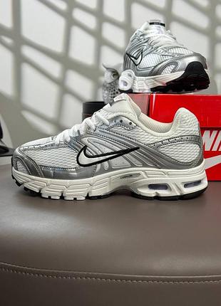Женские кроссовки nike air max moto 2k white metallic