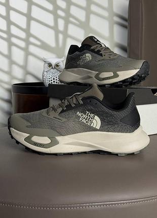 Чоловічі кросівки the north face vectiv enduris 4 khaki beige black