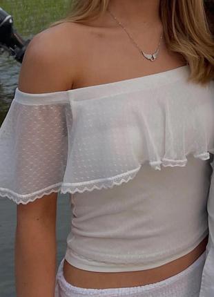 Нарядний ажурний білий топ з баскою (воланом) h&m, розмір xs-s