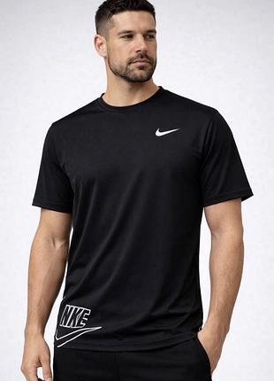 Якісна чоловіча футболка nike з легкого синтетичного матеріалу типу холодок (стрейч)