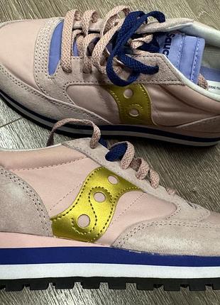 Saucony кросівки нові стильні легкі зручні і практичні оригінал