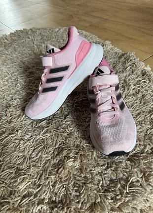 Кросівки adidas
