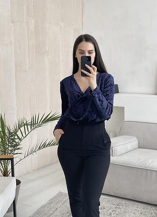 Топ велюр темно синього кольору з довгим рукавом 98% поліестер 2% еластан