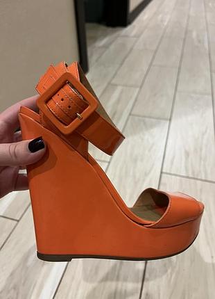 Босоніжки schutz