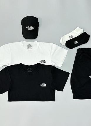 Футболка (біла) + футболка (чорна) + шорти + кепка tnf + шкарпетки в подарунок артикул: t0024