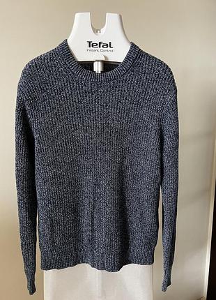 Синій светр uniqlo