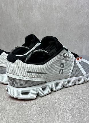 Кросівки on cloud 5 push 3