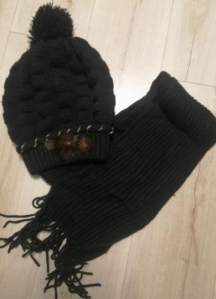 Набор чёрная шапка + шарф1 фото