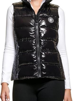Женский стеганый жилет dkny sport с глянцевым покрытием