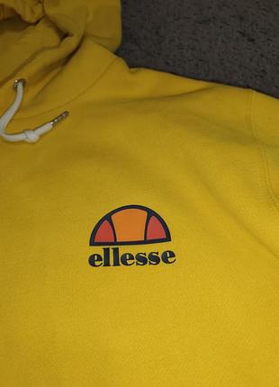 Яркий худи ellesse 2