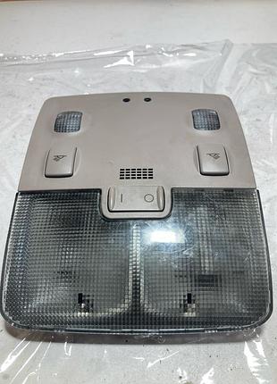 Плафон освещения салона audi a4 b5 8d0947111n
