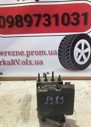 Блок керування abs mercedes vito 001 446 89 89 0265230405