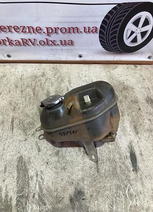 Бачок расширительный jeep grand cherokee 1997 52079983ae