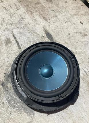 Динамік правий передній harman kardon w211 2118206602