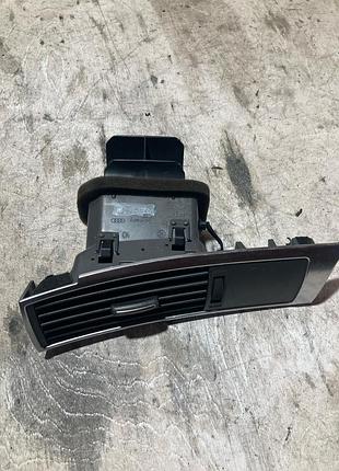 Лева решетка обдува eu audi a6 c6 4f1820901c
