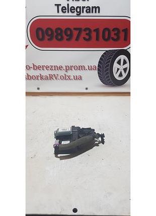 Моторчик склопідіймача передній лівий vw golf 5 caddy touran 03-10р 1k0959793c 1k09597013