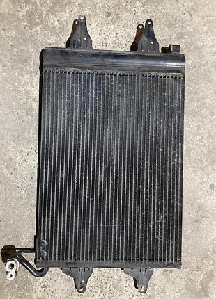 Б/у радіатор кондиціонера 6q0820411e skoda fabia i 99-07 6q0820411e