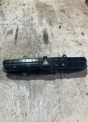 Кнопка аварійки mercedes vito 639, 6395454707