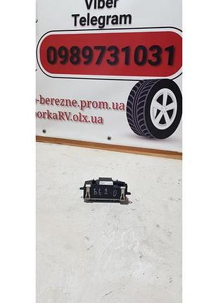 Резистор вентилятора опалення 3c0907521g bosch vag skoda superb ii vw passat b6 audi