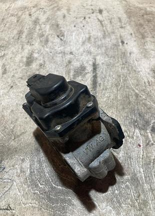 Клапан egr для volkswagen passat b6 2.0tdi 03g131501