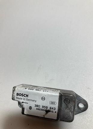 Датчик удара (3b0 959 643) б\у volkswagen passat b5