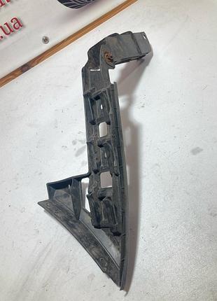 Кронштейн заднего бампера правый volkswagen touran 1t0807376a дефект