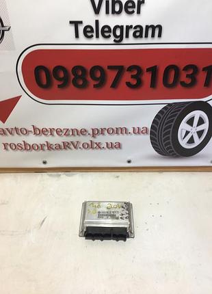 Блок управления двигателем audi a4 / vw passat b5 8d0907558b (1.8 adr 92kw 125 л/с)
