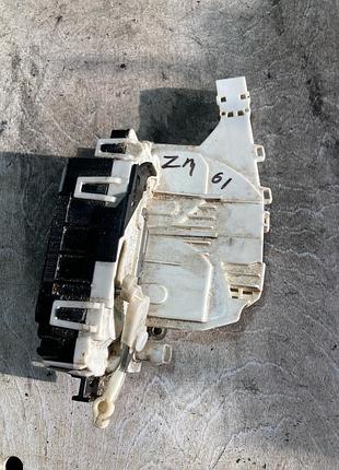 Замок дверей передньої лівої електричний (a9067200035) mercedes sprinter a9067202135