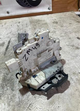 Б/у audi a4 b7 замок двери англия 8e2837015aa 8e0839015aa