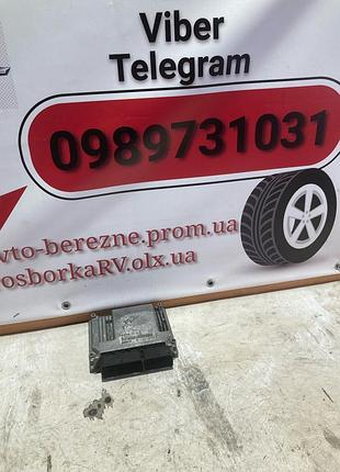 Блок керування двигуном 6461531891 vito w639 2.2 cdi a 0281011973