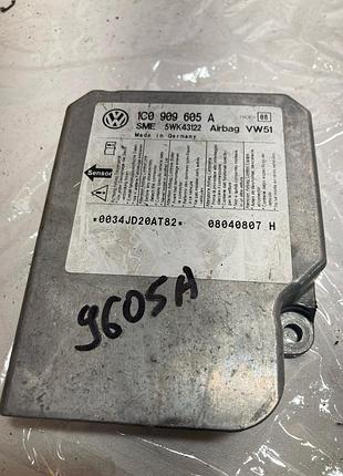 Блок керування airbag для vw transporter t5 2003-2015 1c0909605a 5wk43122
