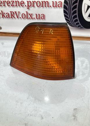 Указатель поворота правый желтый 1387044 bmw