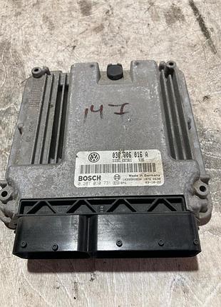 Електронний блок керування (ебу) volkswagen touran 03g906016a