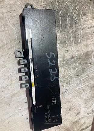 Блок підсилювач сигналу антени audi a6 c6 4f9035225d